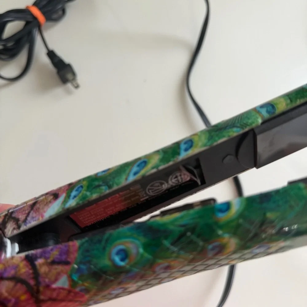 Peacock Pattern Hair Straightener